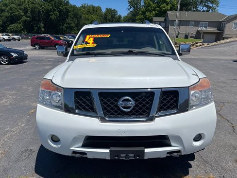 Used 2014 Nissan Armada SL w/ Moonroof Package AWD/4WD image 3