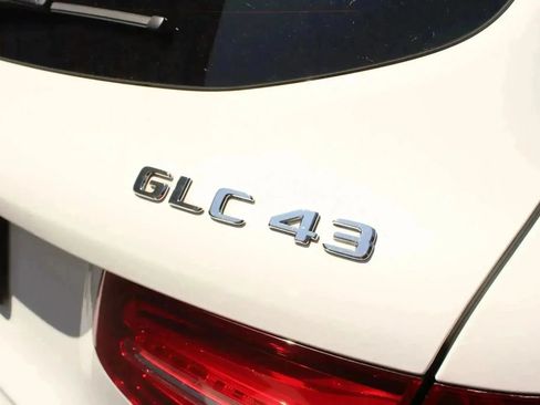 Used 2019 Mercedes-Benz GLC 43 AMG 4MATIC image 10