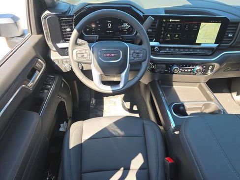 New 2026 GMC Sierra 2500 SLT w/ SLT Premium Package AWD/4WD image 3