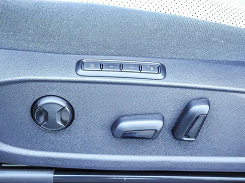 New 2026 Volkswagen ID.4 Pro S image 33