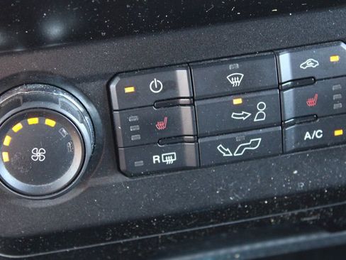 Used 2020 Ford F150 XLT w/ Equipment Group 302A Luxury image 38