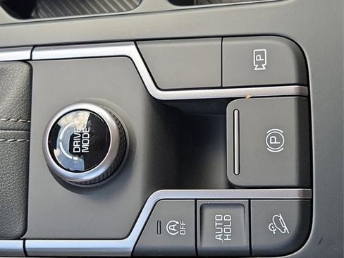 New 2026 Kia Sorento LX FWD image 31