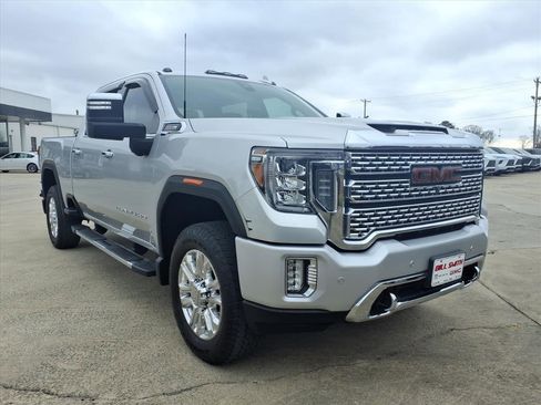 Used 2020 GMC Sierra 3500 Denali w/ Denali Ultimate Package image 1