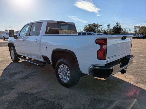 Used 2023 Chevrolet Silverado 2500 LT w/ Convenience Package image 6
