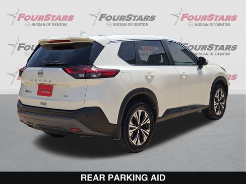 Used 2023 Nissan Rogue SV FWD image 4
