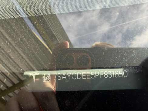 Used 2023 Tesla Model Y Long Range image 47