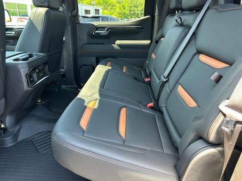 New 2026 GMC Sierra 1500 AT4 w/ AT4 Premium Package image 21