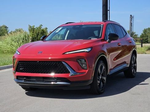 New 2025 Buick Envision Sport Touring image 2