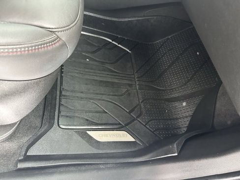 Certified 2023 Chevrolet Traverse RS w/ LPO, Floor Liner Package image 15