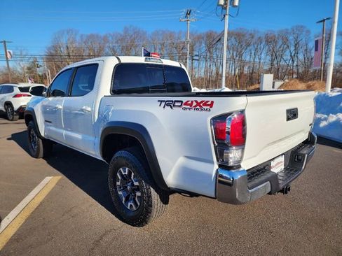 Used 2023 Toyota Tacoma TRD Off-Road image 5