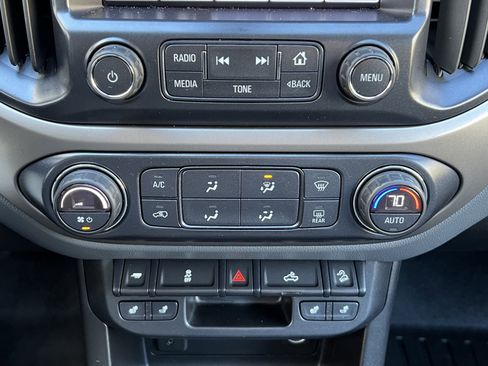 Used 2018 Chevrolet Colorado Z71 image 30