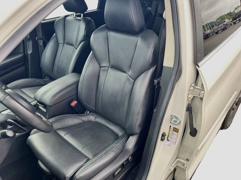 Used 2024 Subaru Ascent Touring AWD/4WD image 20