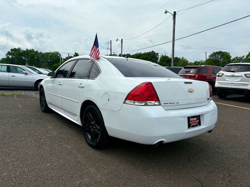 Used 2016 Chevrolet Impala LT image 3
