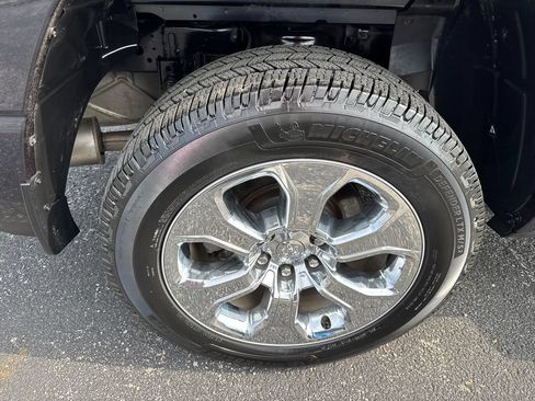 Used 2021 RAM 1500 Big Horn AWD/4WD image 5