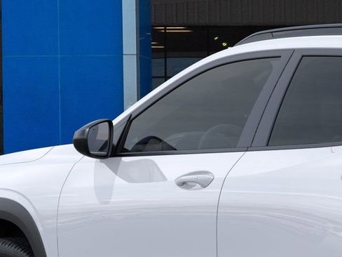 New 2026 Chevrolet Trax RS image 12