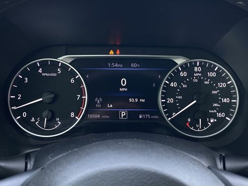 Used 2023 Nissan Sentra SV image 10