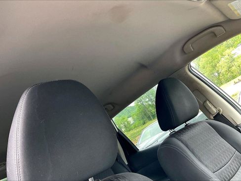 Used 2020 Nissan Rogue SV FWD image 22