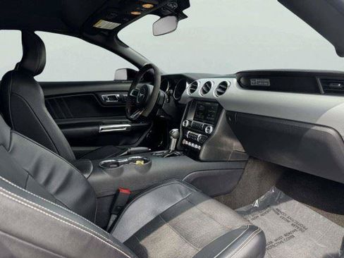 Used 2015 Ford Mustang GT Premium w/ Equipment Group 401A RWD image 38