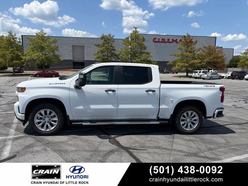 Used 2021 Chevrolet Silverado 1500 Custom w/ Custom Max Trailering Package AWD/4WD image 1