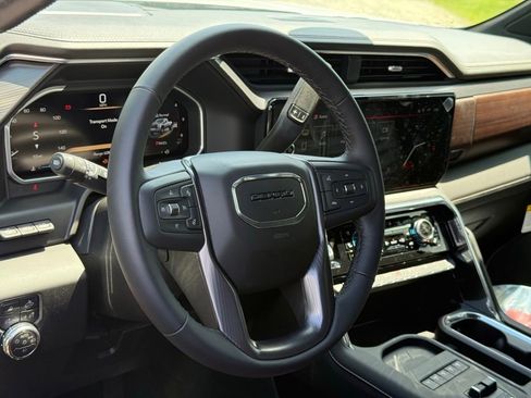 New 2026 GMC Sierra 3500 Denali Ultimate AWD/4WD image 15