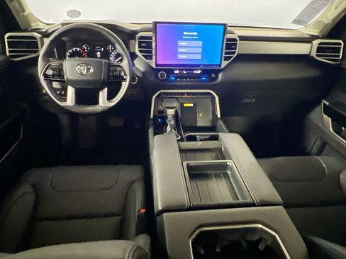 Used 2022 Toyota Tundra Limited AWD/4WD image 29