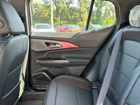 New 2025 Chevrolet Equinox EV RS image 14