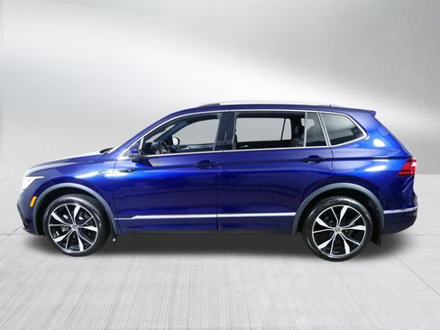 Used 2023 Volkswagen Tiguan SEL R-Line AWD/4WD image 4