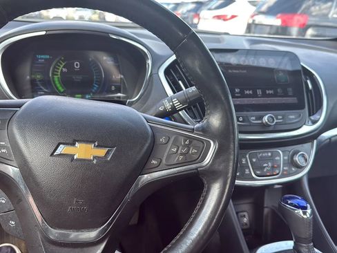 Used 2018 Chevrolet Volt Premier w/ Driver Confidence Package image 11