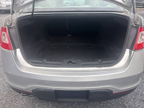 Used 2010 Ford Taurus Limited FWD image 13