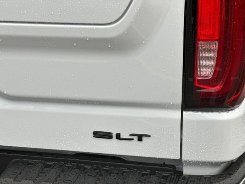 New 2026 GMC Sierra 1500 SLT w/ SLT Premium Plus Package image 24