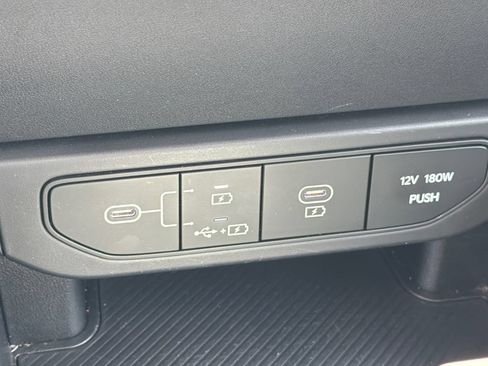 Used 2025 Kia K4 FWD image 31