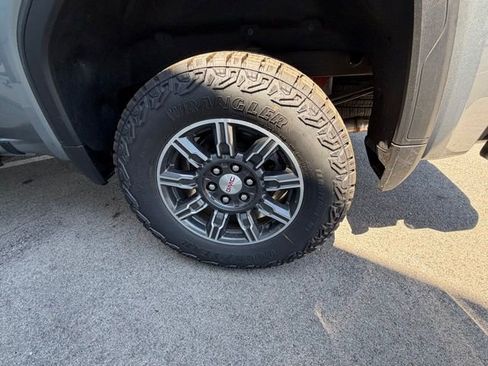 New 2026 GMC Sierra 1500 AT4 image 9