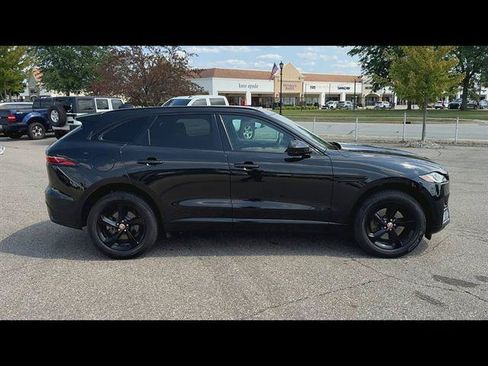 Used 2022 Jaguar F-PACE S AWD/4WD image 37