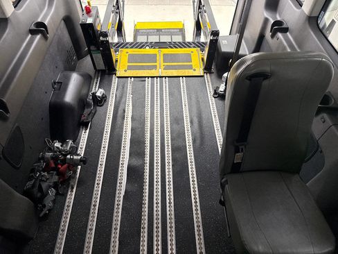 Used 2021 Ford Transit 350 XL RWD image 42