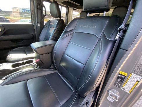 Certified 2023 Jeep Wrangler Sahara w/ Cold Weather Group image 16