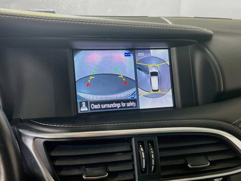 Used 2019 INFINITI QX30 AWD w/ Navigation Package image 14