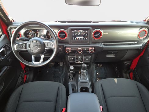Used 2021 Jeep Wrangler Unlimited Sahara AWD/4WD image 9