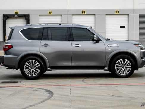 Used 2021 Nissan Armada SL w/ Captain's Chairs Package image 16