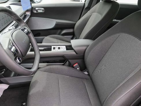 New 2025 Hyundai Ioniq 6 SE image 17