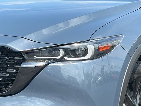 Used 2025 MAZDA CX-5 Carbon Edition image 4