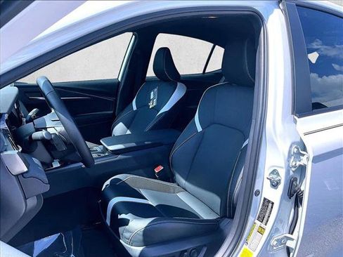 Used 2026 Toyota Camry SE image 23