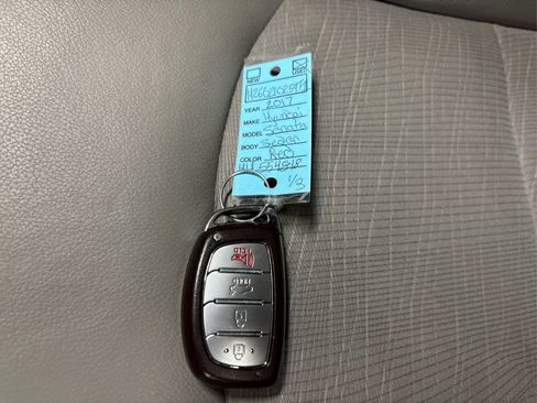 Used 2017 Hyundai Sonata Sport w/ Value Edition Package 02 image 37