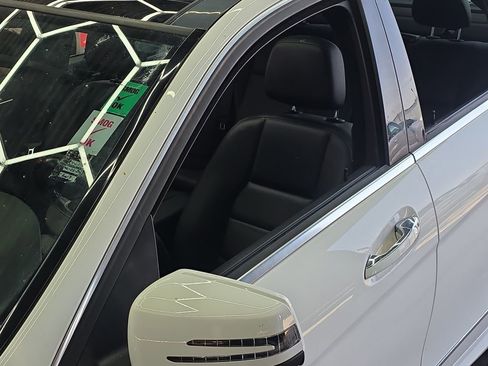 Used 2014 Mercedes-Benz C 350 Sport w/ Multimedia Package image 27