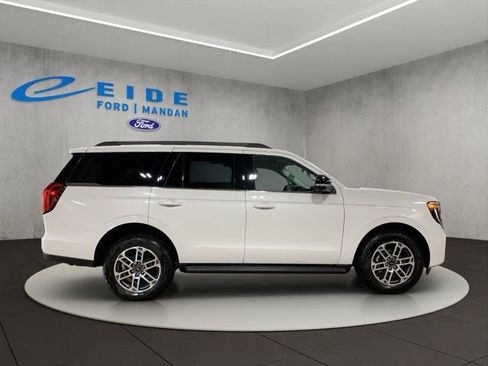New 2026 Ford Expedition Active AWD/4WD image 8