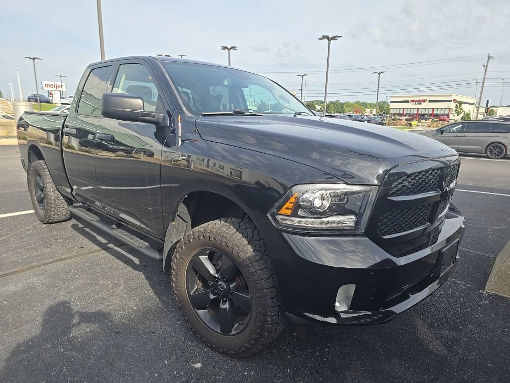 Used 2015 RAM 1500 Express w/ Black Ram 1500 Express Group AWD/4WD image 2