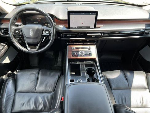 Used 2022 Lincoln Aviator Reserve w/ Equipment Group 201A AWD/4WD image 3