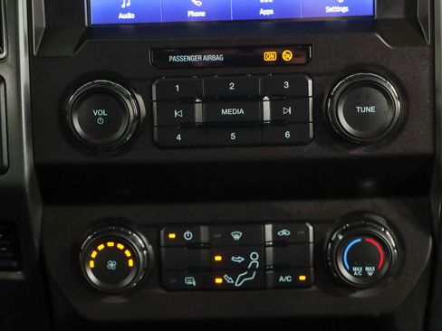 Used 2022 Ford F250 XLT w/ XLT Value Package image 20