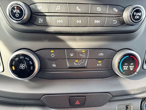 New 2025 Ford Transit 250 148 Medium Roof w/ Load Area Protection Package image 18