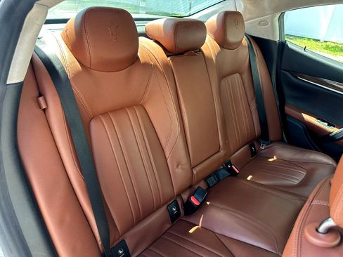 Used 2016 Maserati Ghibli S image 47