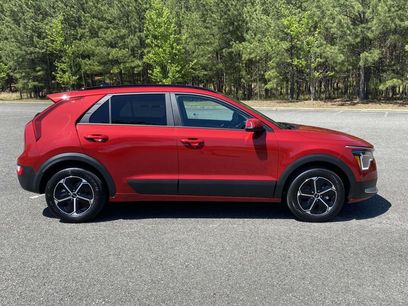 New 2025 Kia Niro EX